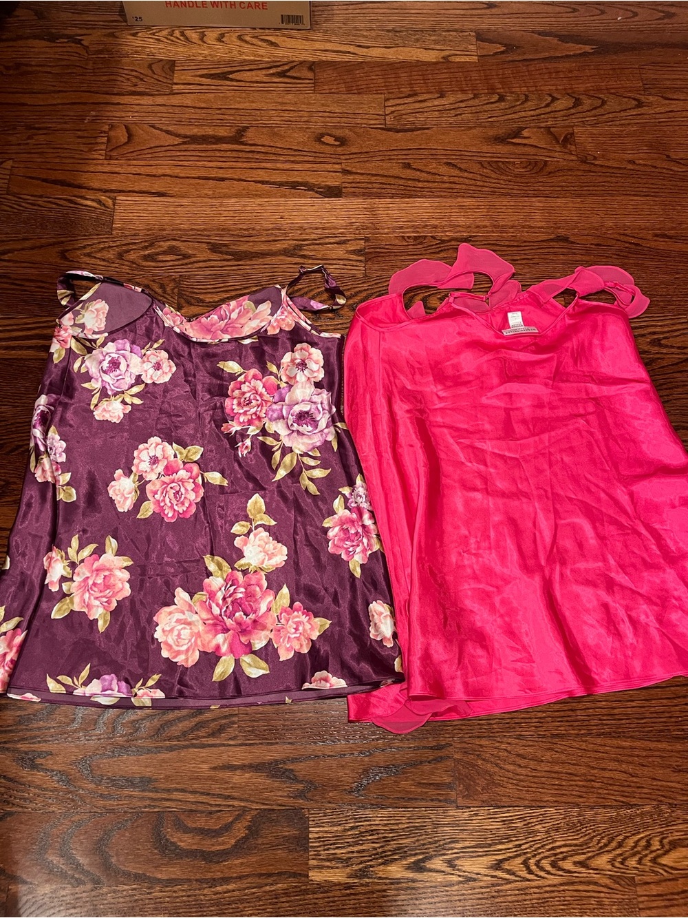 Morgan Taylor Pink Chemise nightie night gown/ floral spaghetti strap lingerie